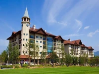 High1 Condominium 4*