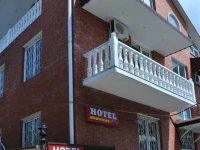 Brothers Hotel 