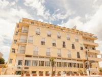 Hotel Enotria 3*