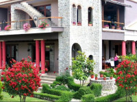 Real Scampis Hotel