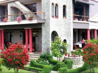Real Scampis Hotel 