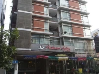 Platinum Suites 4*