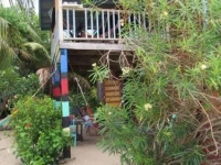 Anda Di Hows Hostel 