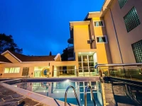 Golden Bean Hotel 