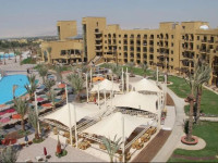 Lagoon Hotel & Resort