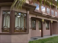 Ucha Guest House / Chambres Dhotes 