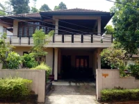 Lake Terrace 