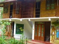White House Adams Peak 1*