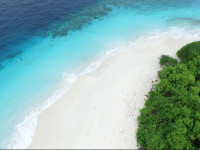 Furaveri Island Resort &amp; Spa