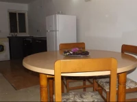 Carrob Apartments 