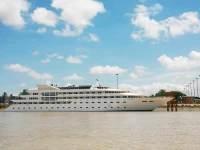 Vintage Luxury Yacht Hotel 5*