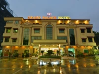 Grand Palace Hotel 