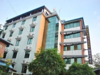Royal Toe Hotel 