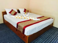 Nay Min Thar Hotel 