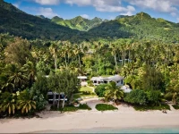 Aroa Beachside Inn 