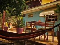Moonz Bed & Breakfast 