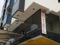 Cresta Inn 