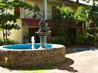 Bay View Hotel 