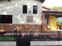 Colonial Hostel & Camping