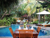 Apa Kabar Villas