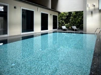 V Hotel Bencoolen 4*