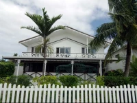 Seaview Lodge and Restaurant 