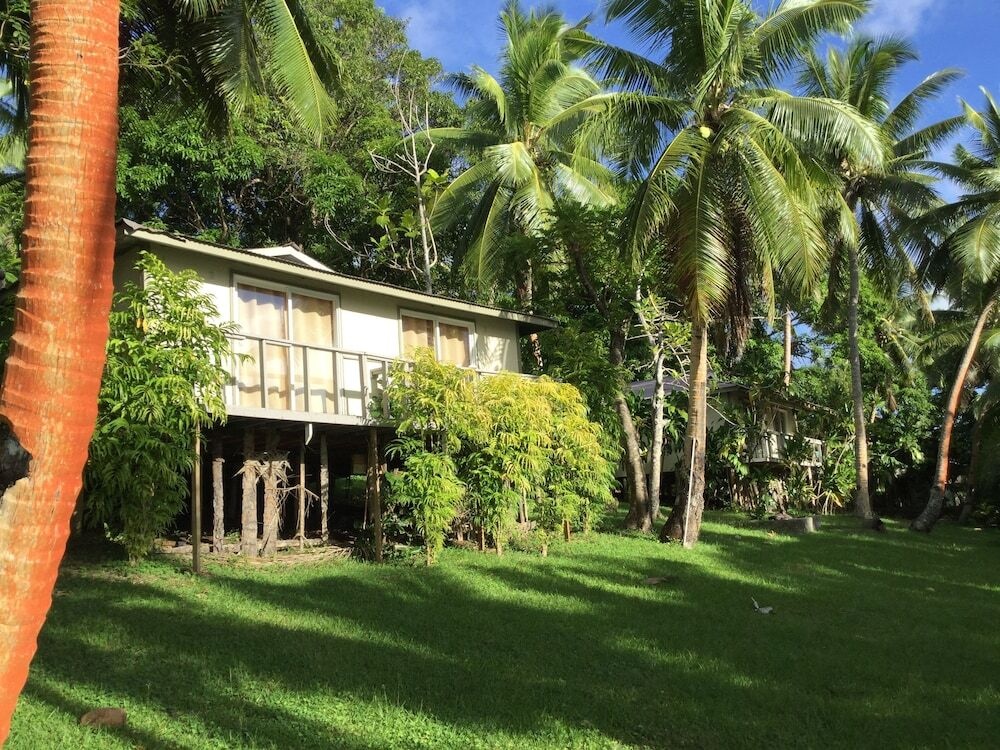 Mala Island Resort 