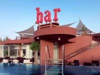 La Renaissance Hotel 