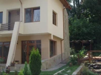 The Lake Villa 3*
