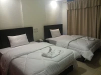 Mandarin Hostel 