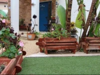 Country Vibe Villa In The City 