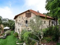 Kisadorna Mansion 