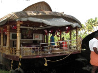 B 4 You Houseboats
