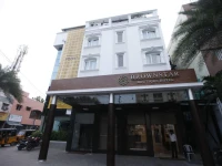 Brownstar Boutique Hotel 