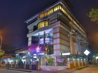 Hotel Fort Queen 