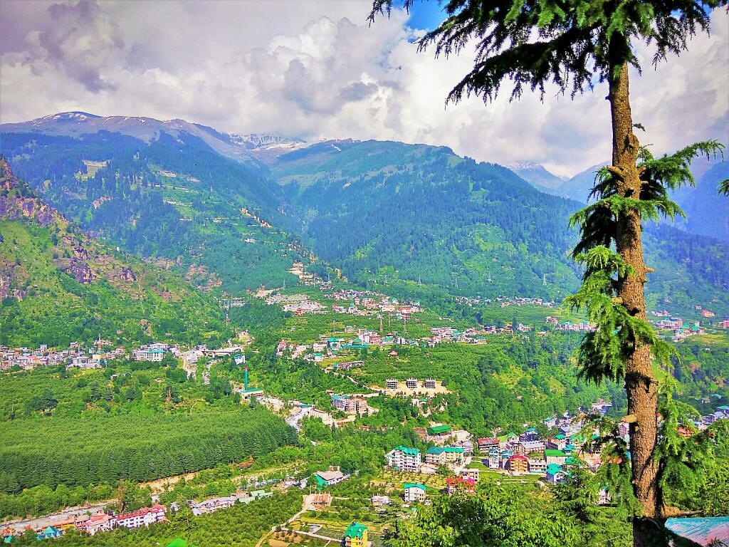 Pause at Manali 