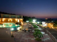 Araliayas Resort 