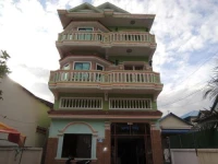 Green Guesthouse 