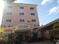 Happiness Hotel 