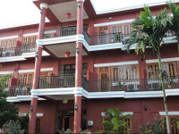 Botoum Hotel