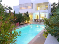 3 Br Villa Centrum