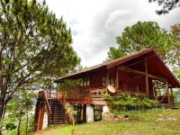 Phouchan Resort 