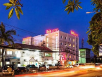 ibis Vientiane Nam Phu