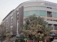 Seasons Riverside Hotel