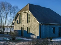 Vivaldi Lake House 