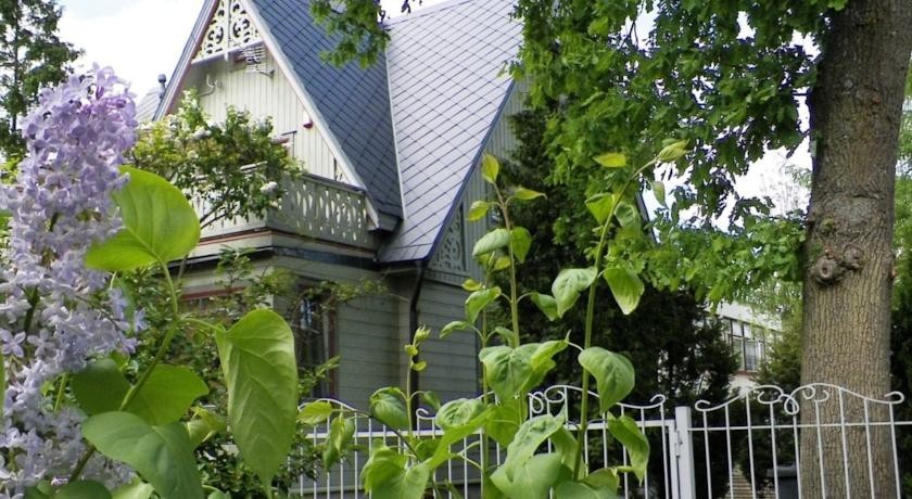 Vila Mares 