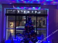 Deims Hotel 