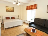 Tilto Street Apartments 