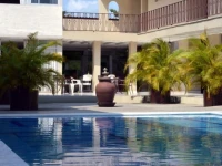 Hotel Zirahuen 