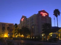 Hampton by Hilton Monterrey GalerГ­as 